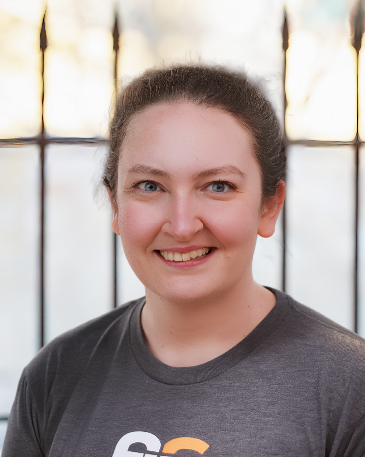 Rosalin Schlosser - Operations Support Engineer