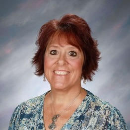 Mrs. Donna Vescera/  Art Teacher, Drama Club Teacher