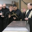 Abbey Caskets to host open house, give workshop tours