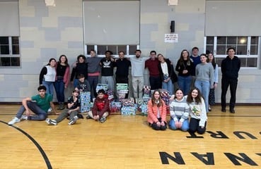 St. Ann High School and Middle School Youth Program Give 200+ Gifts to Local Homeless