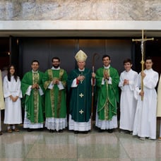 Bishop Eckman celebrates Mass at Seton LaSalle.