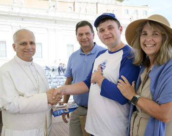 Brother Andre's Cafe staff meet Pope Leo XIV!