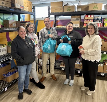 Pernet’s new Choice Food Pantry opens in time for Thanksgiving