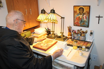 Icons and Advent - 90-year-old priest still writes icons almost daily