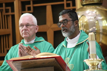 Papua New Guinea bishop visits Worcester, tells of bringing the Mass to remote places