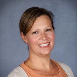 Mrs. Holly Makanoeich