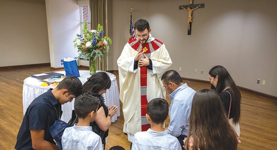 ‘Sean abiertos, sean valientes y dejen que Dios los guíe’