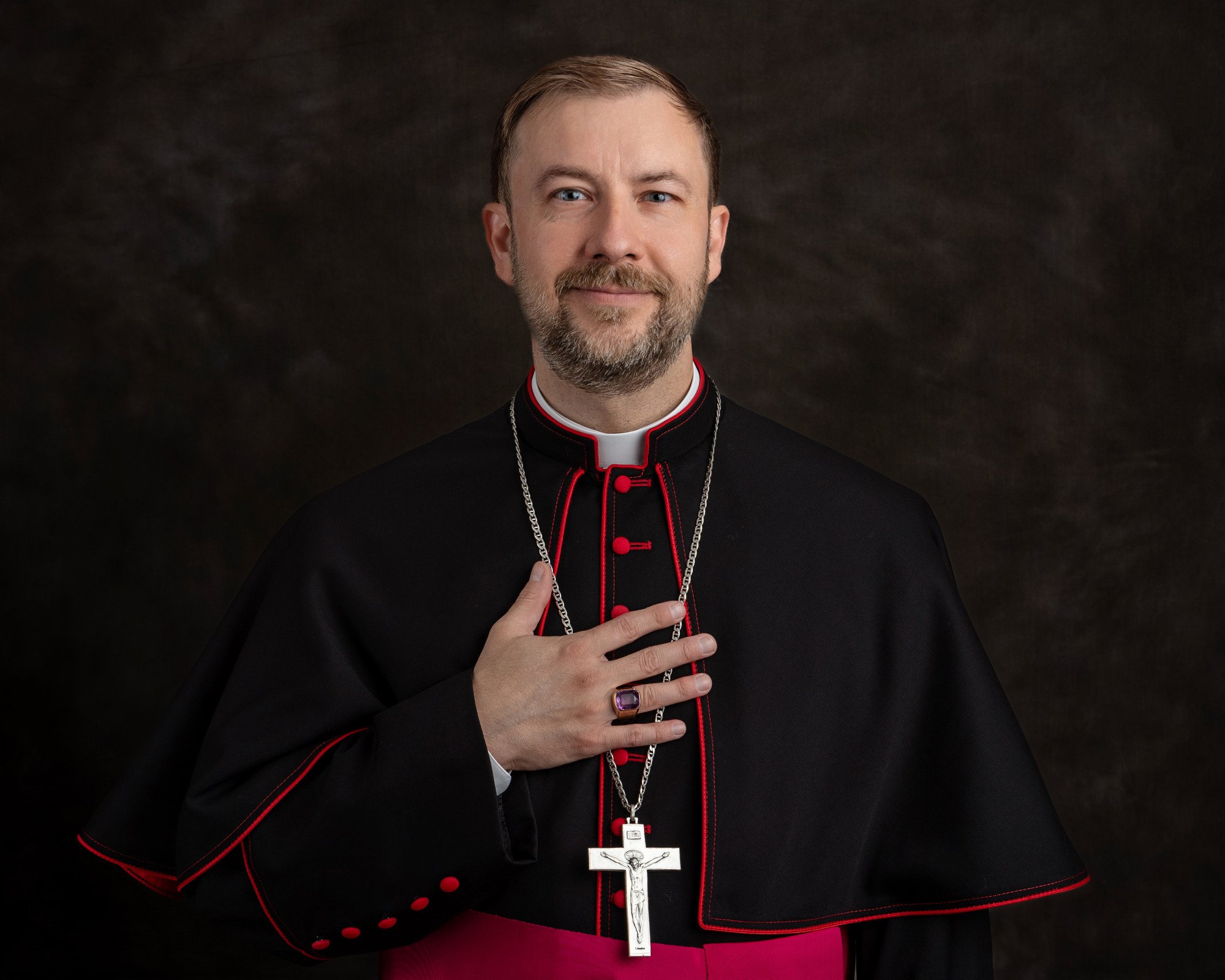 Bishop Thomas Hennen