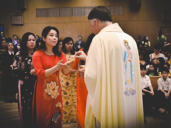 Vietnamese New Year Mass