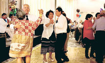 Hispanic Apostolate gala raises $24,000