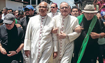 Obispos, periodistas atacados en iglesia en Nicaragua