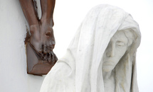 Cemetery photo contest yields riveting images