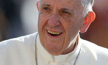 Shut off cellphone, open Bible for Lent, pope tells audience