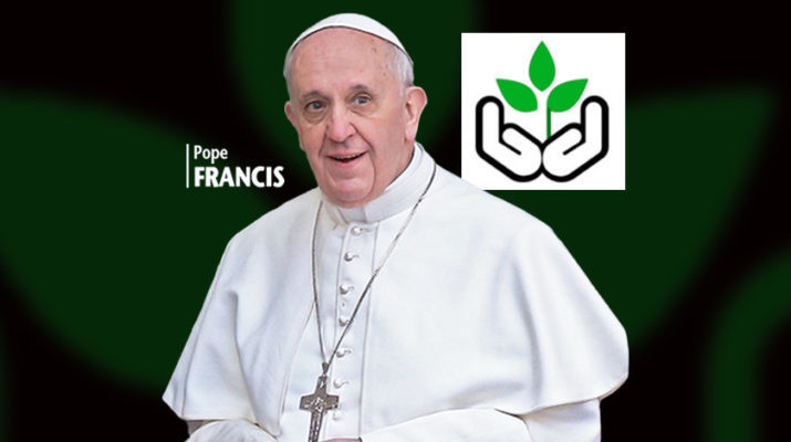 Pope: Present in the Eucharist, Jesus transforms those who receive him