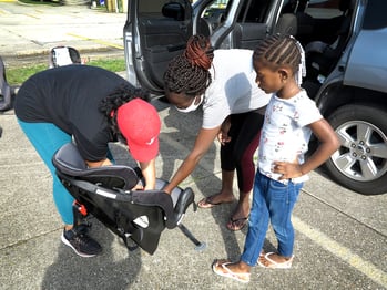 Free child car-seat safety guidance available weekly