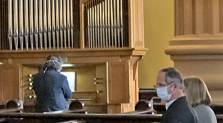 Majestic sacred music is blowing in the wind