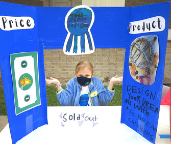 Ursuline entrepreneurs see their ideas materialize at ‘Marketplace’