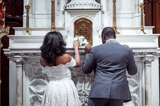 22 ways to save money on your wedding – in ’22 and beyond