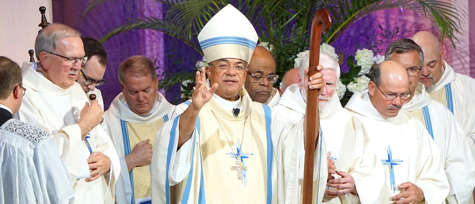 Nearly 3,000 faithful welcome Archbishop Fabre to Louisville