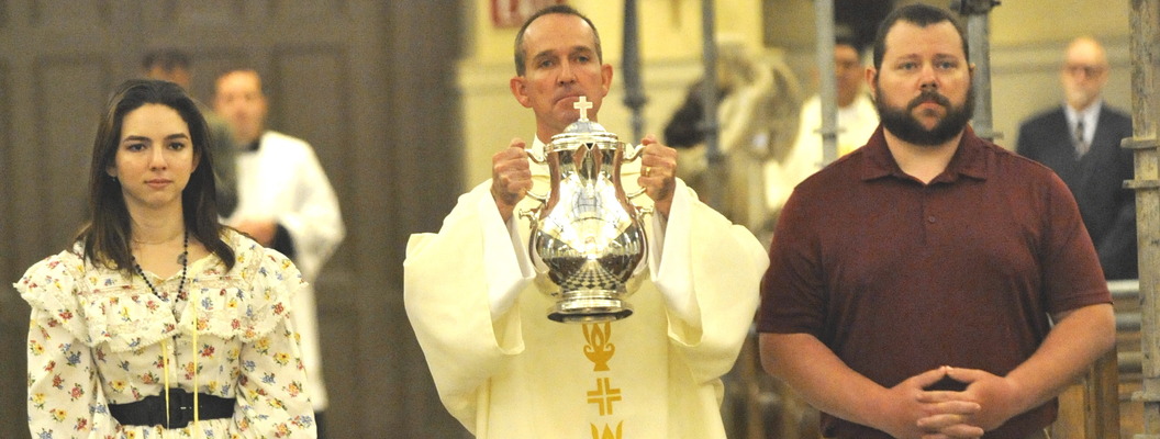 16 men to be ordained as permanent deacons June 25