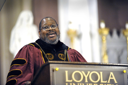 Loyola’s new president installed