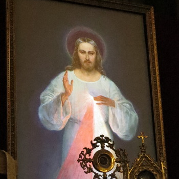 St. Faustina’s original Divine Mercy image draws faithful to cathedral