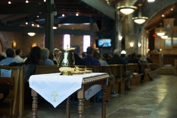 12pm Mass in Spanish Suspended