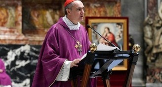 Gambetti a trabajadores de medios de comunicación: deseen transmitir la verdad