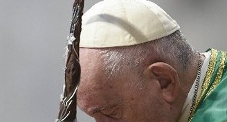 Vatican will do whatever possible to broker cease-fire, pope says