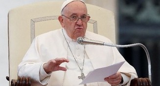 'Hurry up, Lord' and bring peace to Ukraine, pope prays