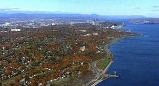 Pope Francis on his way to Québec City