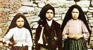 Fatima 1917 Mary gives Venerable Lucia and cousins visions of hell, promises of peace, a dancing sun