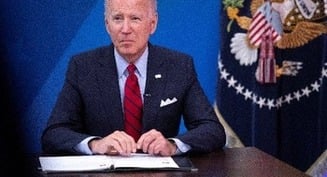Biden presiona al Congreso para codificar Roe, activistas pro-vida celebran primer aniversario Dobbs