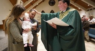 Presidente de política interna de los obispos de EE.UU. elogia acuerdo para crédito fiscal por hijos