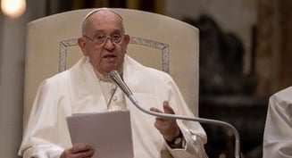 See Christ in the poor, reach out to help, pope tells Diocese of Rome