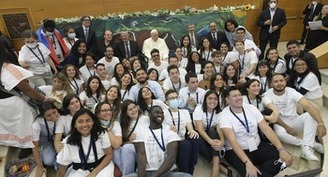 Estudiantes de secundaria vinculan su sufrimiento con el abuso de la naturaleza