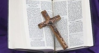 Cinco maneras de hacer más santa la Semana Santa