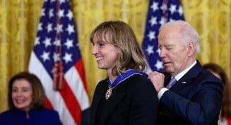 Catholic Olympic champion swimmer awarded Presidential Medal of Freedom