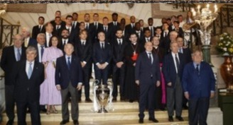 Real Madrid, Europe's best soccer team, offers championship trophy to Virgin of Almudena