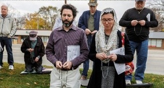 7 activists convicted of FACE Act violations by blockading Michigan abortion clinic