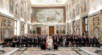 Pope asks lawmakers to fight cynicism, be witnesses of hope