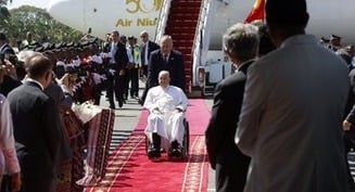Pope arrives in Timor-Leste, confronts some of nation's problems