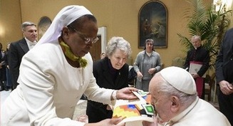 Pope: Women religious are not servants; they serve the poor, outcasts