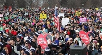 Las voces hispanas que clamaron en defensa a la vida