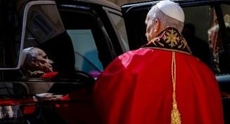 Pope, in official visit to Italy, praises joint action for the common good