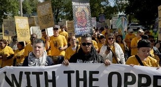 Obispos de EEUU continúan sus esfuerzos por proteger el derecho de los migrantes a practicar culto