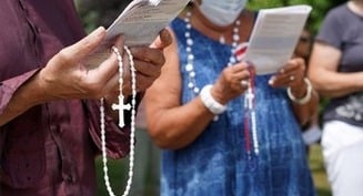 Pew: More US adults see religion as important, positive to public life