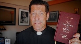 Father Mike Schmitz invites listeners to enter 'The Imitation of Christ' with new podcast