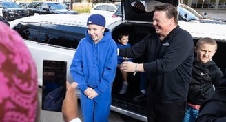 Annunciation student critically injured in shooting discharged from hospital, met with cheers