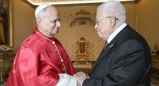 Pope welcomes Palestinian leader; discusses Gaza, peace